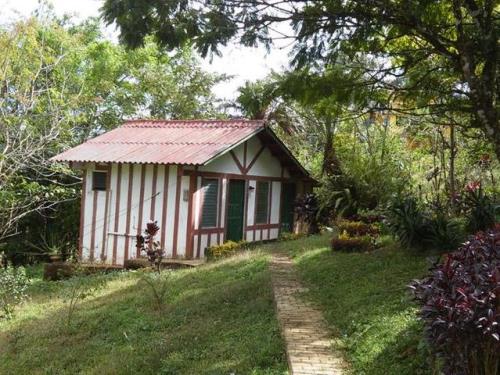 Altos de Cerro Azul, Pacora
