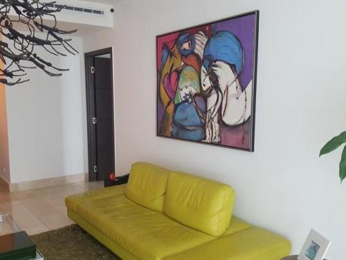 Grand Tower, Metropolitan Area