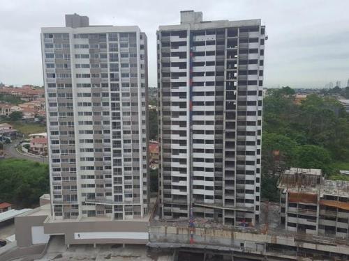 Alsacia Towers, Amelia Denis De Icaza