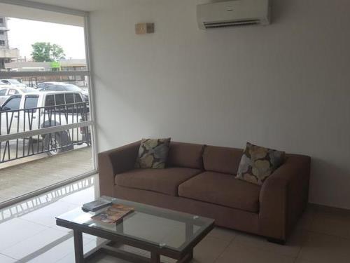 Alsacia Towers, Amelia Denis De Icaza