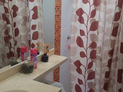 Alsacia Towers, Amelia Denis De Icaza