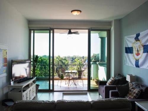 Altos de Amador, Ancon