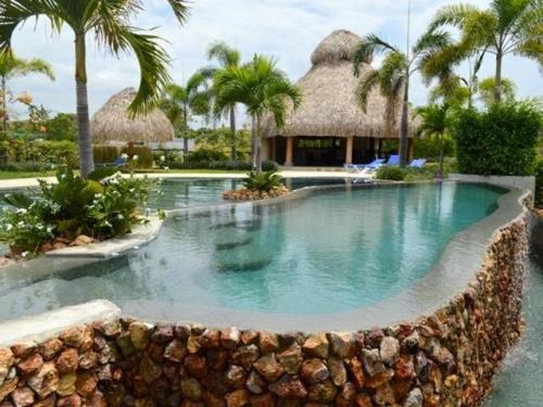 La ensenada, Área Metropolitana