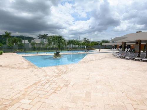 Alpes, San Miguelito