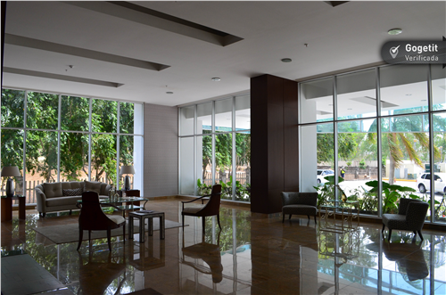 Titanium, Área Metropolitana