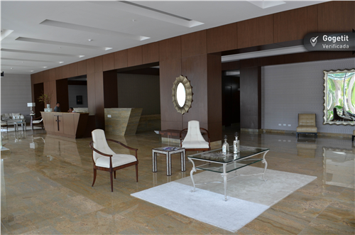 Titanium, Área Metropolitana