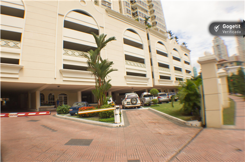 Pacific Star, Área Metropolitana