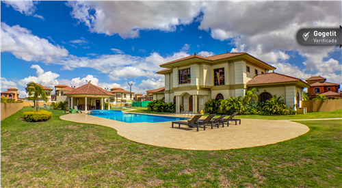 El Doral , apartment