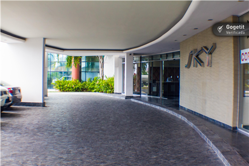 Sky Residences, Avenida Balboa