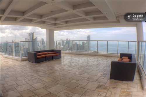 Sky Residences, Área Metropolitana