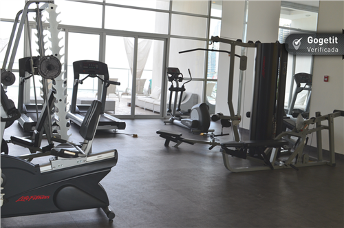 White Tower, Avenida Balboa