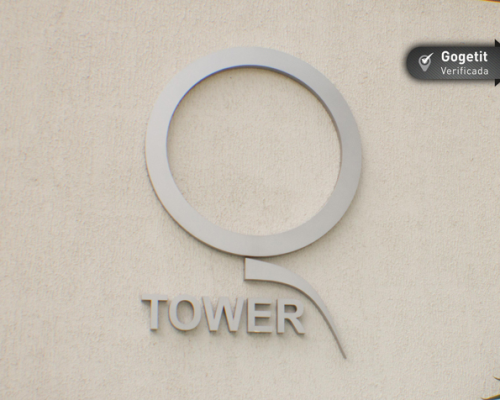 Q Tower , Área Metropolitana