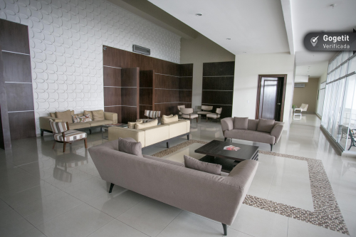 Victoria Hills, Pueblo Nuevo