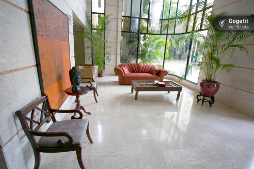 Pacific Hills, Betania