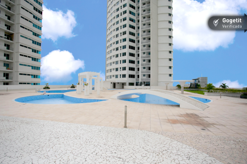 Pearl at the Sea, Área Metropolitana