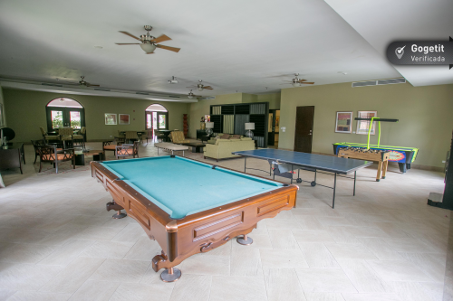 Embassy Club, Ancón