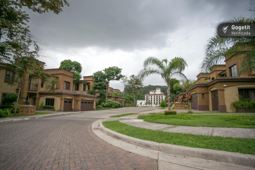 Embassy Club, Panamá