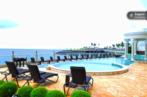 Venetian Tower, Metropolitan Area