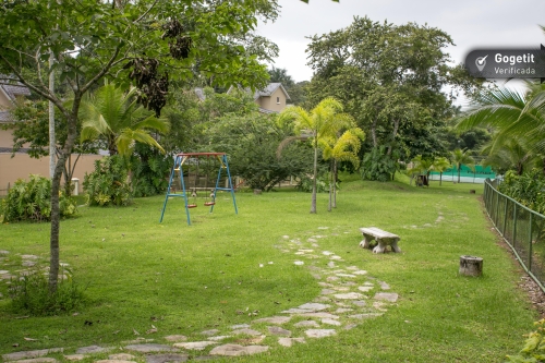 Embassy Gardens, Ancon