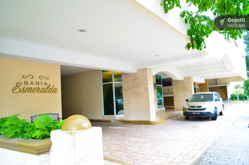 Bahia Esmeralda, Bella Vista