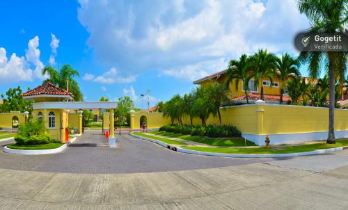 Costa Dorada, Costa del Este