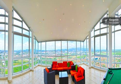 Elevation, Costa del Este