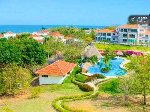 Punta Barco Village, house