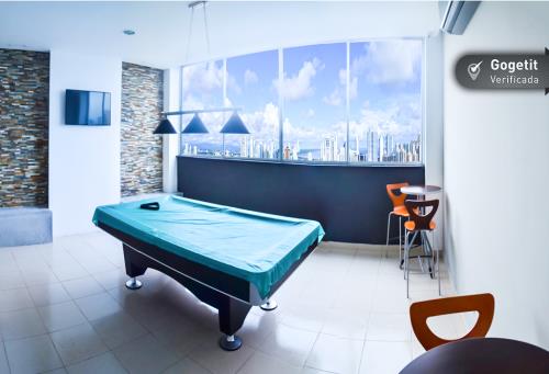 The View, Área Metropolitana