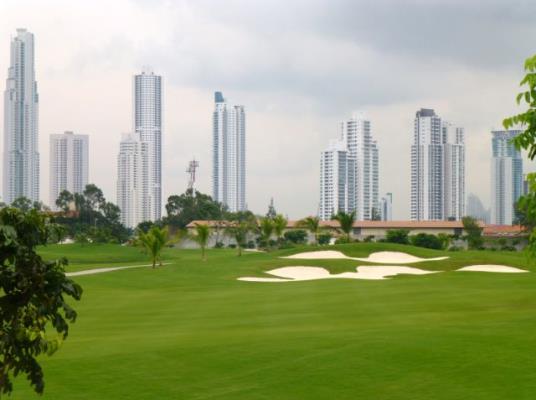Santa Maria Golf, Área Metropolitana