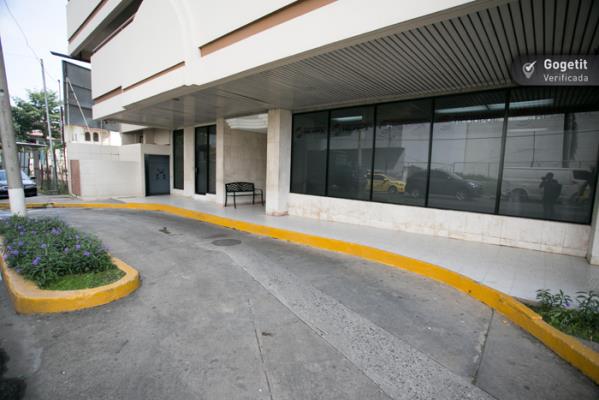 Roca Mar, Área Metropolitana