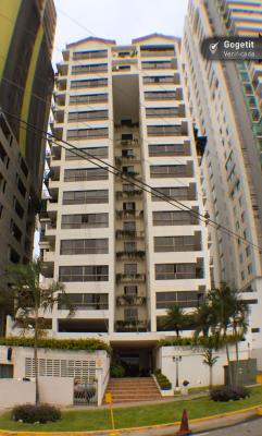 P.H. Long Beach Torre