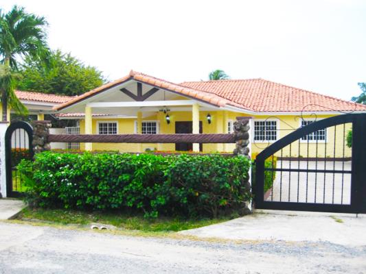 , Casa en venta en Las Lajas | P58457