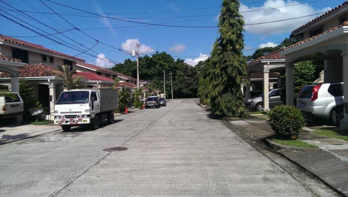 Villa de Firenze, casa