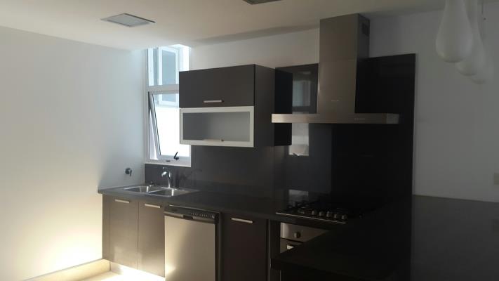 Ocean Sky, Metropolitan Area