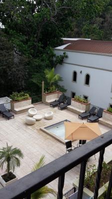 Embassy Village, Panamá