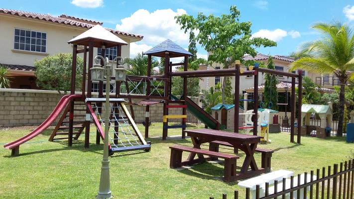 Golden Springs, San Miguelito