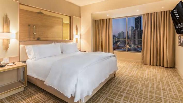 Waldorf Astoria, Bella Vista