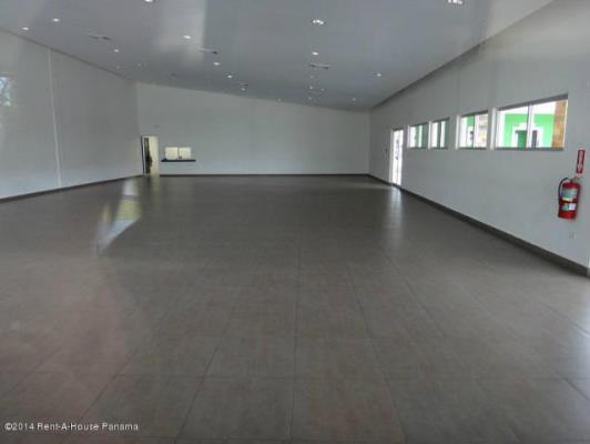 PH Everest, Rufina Alfaro