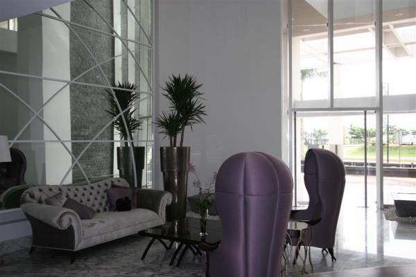 Rivage, Avenida Balboa