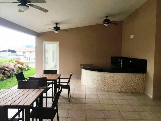 Villa Tiber, Rufina Alfaro