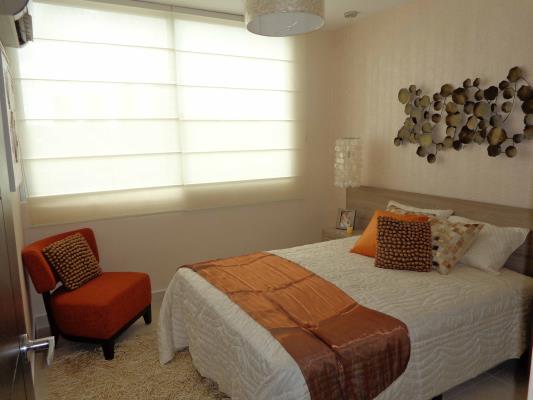 Sky Point Towers, Metropolitan Area