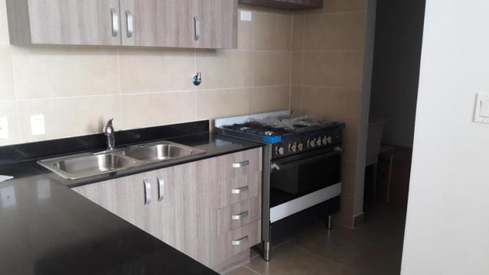 The One Tower , Metropolitan Area