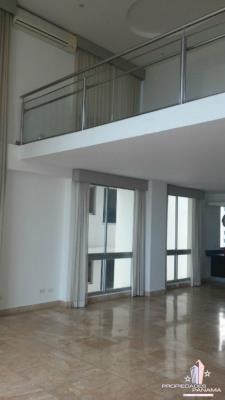 Premier loft, Metropolitan Area