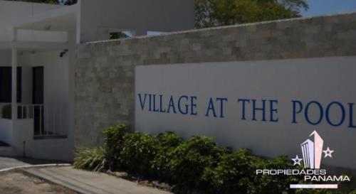 village at the pool, Penonome