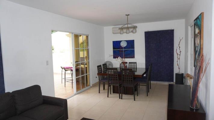 Crystal Spring, casa