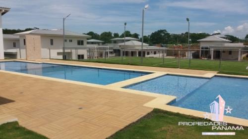 Senderos, Costa Verde, casa