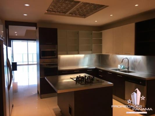 Bayside Condominium, Costa del Este