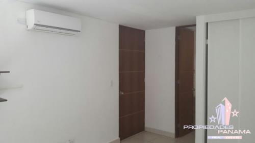 Central Park, Metropolitan Area