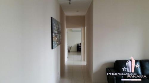 Vista Marina, Área Metropolitana