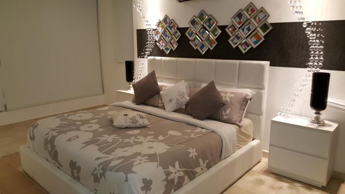 Riverside, Costa del Este